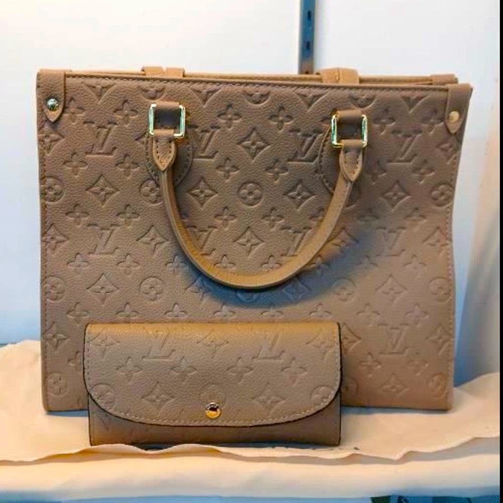 Tan Embossed Women's Bag Set